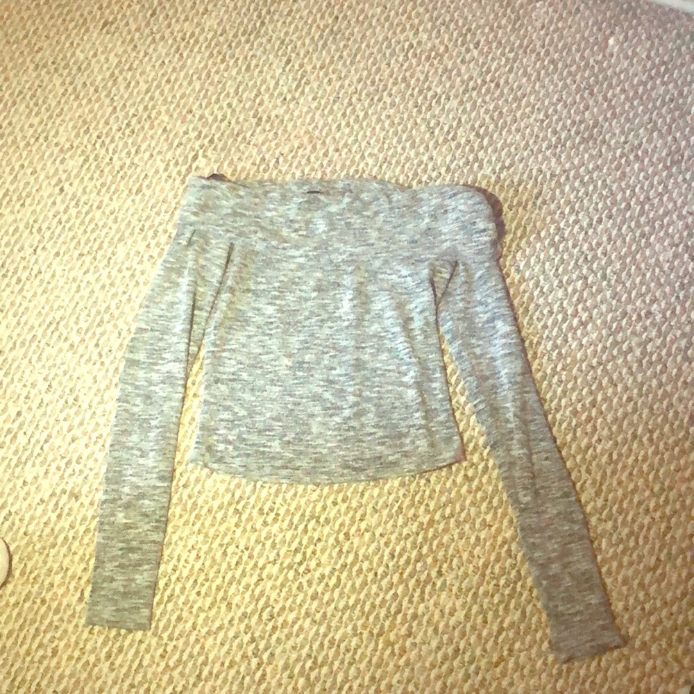 off the shoulder cropped shirt
